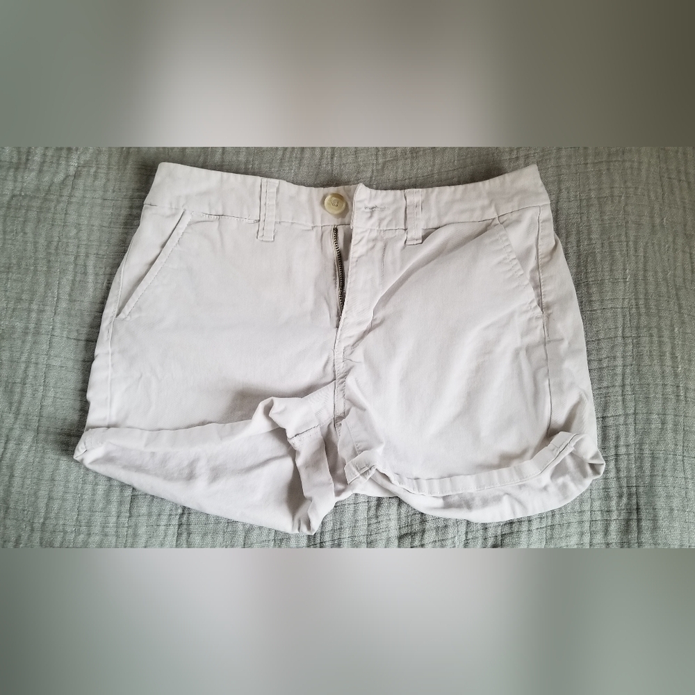 Women's Rolled-Hem Shorts - Light Khaki, American Eagle Size 4, High Waisted